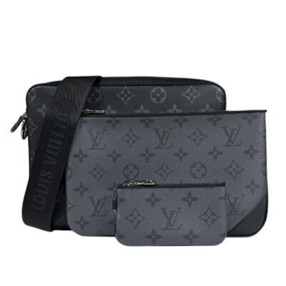 Louis Vuitton Trio Messenger Monogram Eclipse Black Shoulder Bag Black - Picture 1 of 7